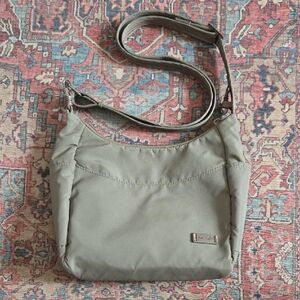 Pacsafe Citysafe 200 GII Anti-Theft Crossbody RFID Travel Handbag Purse